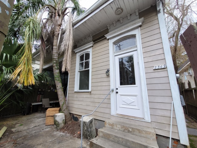 2367 St Thomas St in New Orleans, LA - Foto de edificio - Building Photo