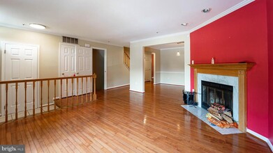 9427 Rosmarin Way in Laurel, MD - Building Photo - Building Photo