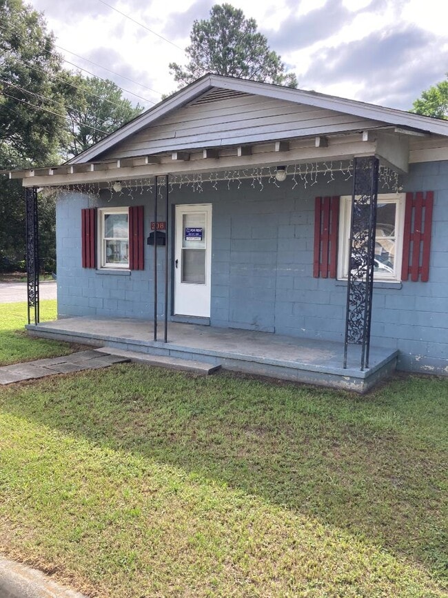 208 Wainwright Ave E in Wilson, NC - Building Photo - Building Photo