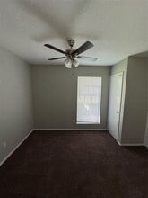 9625 Limestone Dr in Dallas, TX - Building Photo - Building Photo