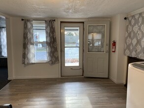 28 S Queen St in Shippensburg, PA - Building Photo - Building Photo