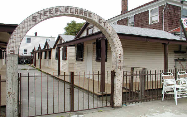 Steeplechase Court in Rockaway Park, NY - Building Photo