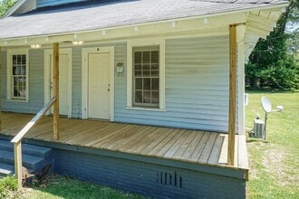 1325 Clark St in Rocky Mount, NC - Building Photo - Building Photo