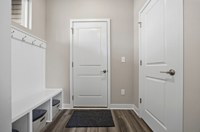 2209 Aerotrain Ct N in Plain City, OH - Foto de edificio - Building Photo