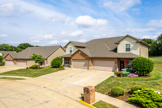 Jenne Hill Townhomes in Columbia, MO - Foto de edificio - Building Photo