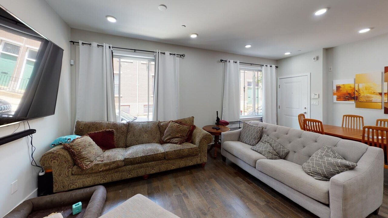 1436 Montrose St in Philadelphia, PA - Building Photo