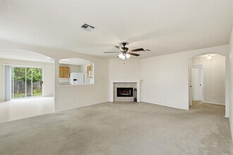 3807 Haleys Way in Round Rock, TX - Building Photo - Building Photo