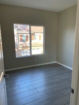 7986 Mango Ave in Fontana, CA - Building Photo