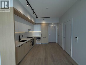 2729 Kingsway in Vancouver, BC - Building Photo - Building Photo
