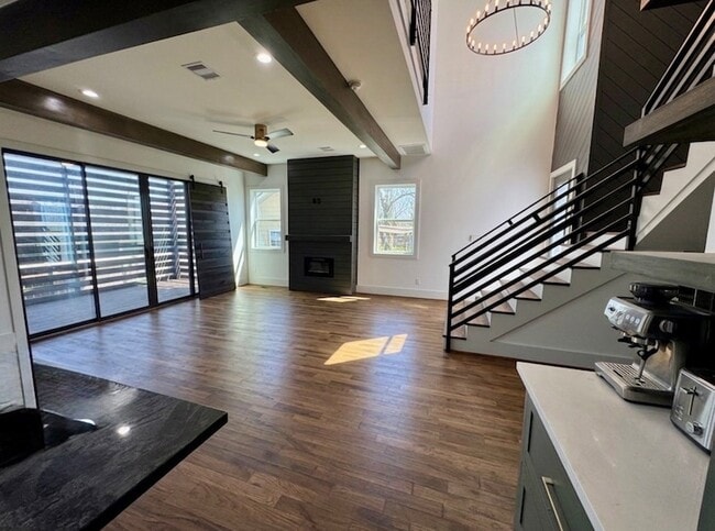 property at 505 E 40th St