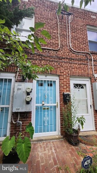 property at 1422 W St SE