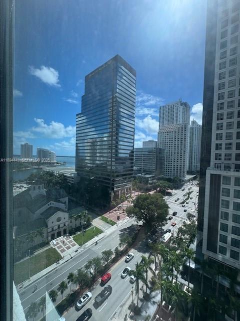 500 Brickell Ave in Miami, FL - Building Photo - Building Photo