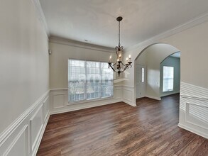 1045 Reigate Rd in Charlotte, NC - Foto de edificio - Building Photo