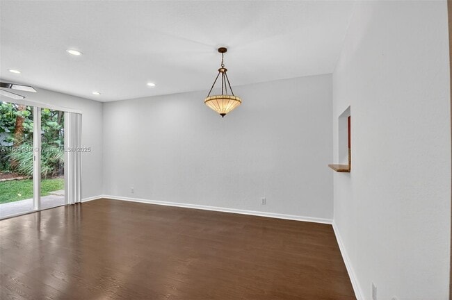 16097 Poppy Seed Cir