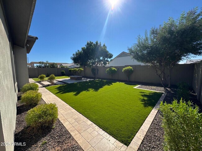 1511 E Lynx Way in Gilbert, AZ - Building Photo - Building Photo