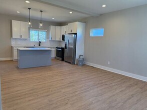 1004 Scenic Vw Ct in Nashville, TN - Building Photo - Building Photo