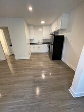 5307 Sepulveda Blvd, Unit 111 in Los Angeles, CA - Building Photo - Building Photo