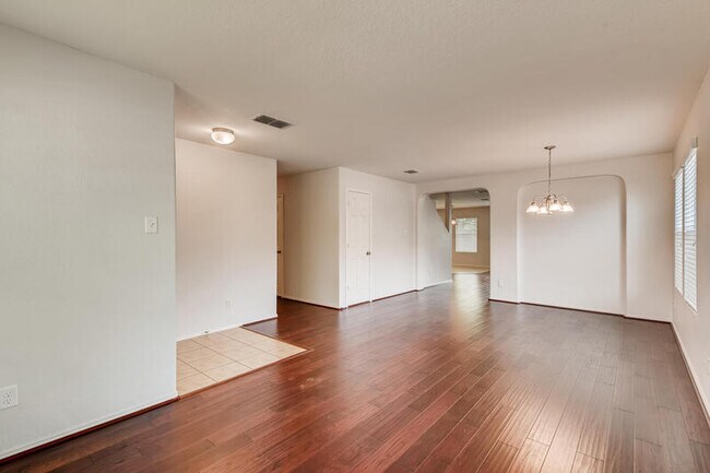 8139 Ashwood Pointe in San Antonio, TX - Building Photo - Building Photo