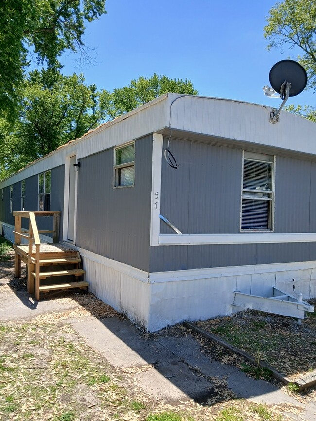 property at 820 Grant Ave