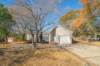 3196 Petunia Ave in Fayetteville, NC - Building Photo - Building Photo
