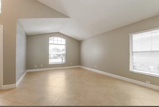 11855 Hatcher Cir in Orlando, FL - Foto de edificio - Building Photo