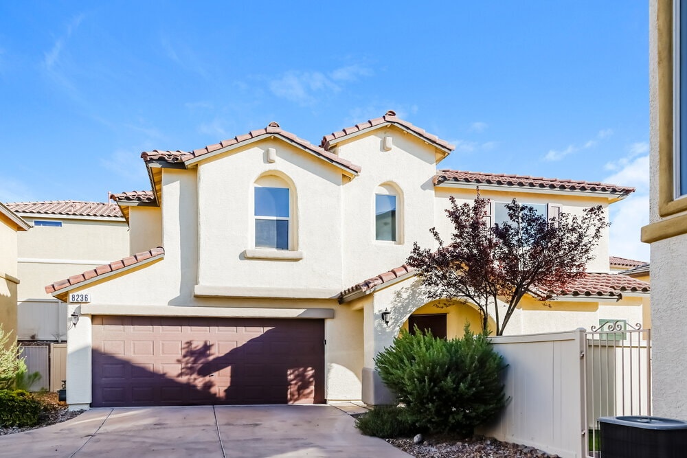 8236 New Leaf Ave in Las Vegas, NV - Building Photo