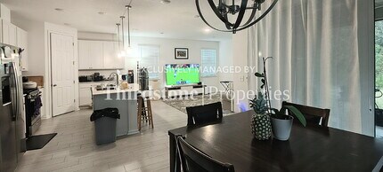 8225 Cedar Run Ln in Jacksonville, FL - Building Photo - Building Photo