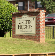 Griffin Heights in Tallahassee, FL - Building Photo - Building Photo