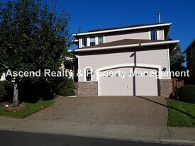 5274 NW Crady Ln in Portland, OR - Building Photo