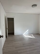 101 S Cordova St in Alhambra, CA - Foto de edificio - Building Photo