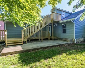 211 N Madison St in Bloomington, IN - Building Photo - Building Photo