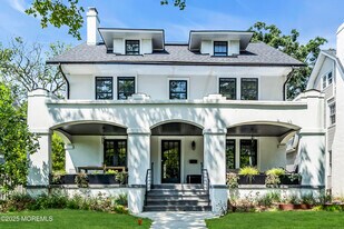 703 7th Ave in Asbury Park, NJ - Building Photo