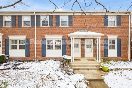 1815 Kings Ct in Columbus, OH - Building Photo