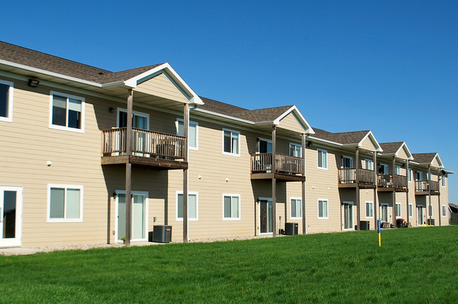 Jackson Heights Apartments in Harrisburg, SD - Building Photo - Building Photo