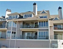 10 Peninsula Dr in Erie, PA - Building Photo