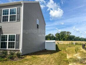 2136 Montalvan Dr in Greenville, NC - Building Photo - Building Photo