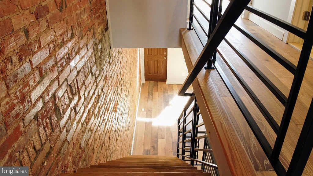 2309 Cross St in Philadelphia, PA - Building Photo