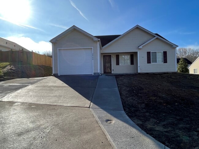 property at 2464 Stratford Crossing Dr