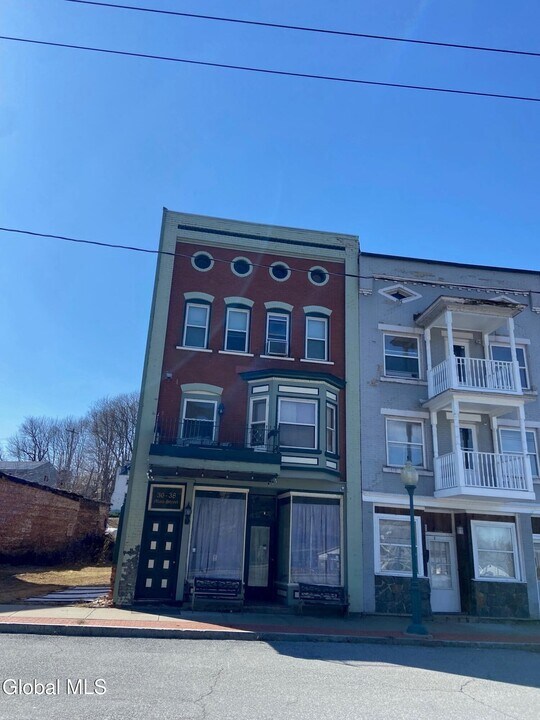36-38-38 Main St in Whitehall, NY - Building Photo