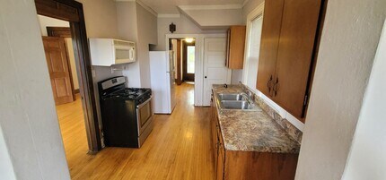 1314 E 10th St in Duluth, MN - Building Photo - Building Photo