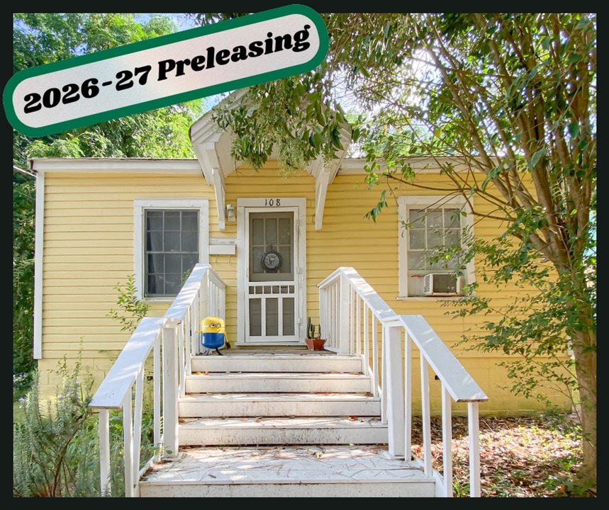108 Stinson St in Chapel Hill, NC - Building Photo
