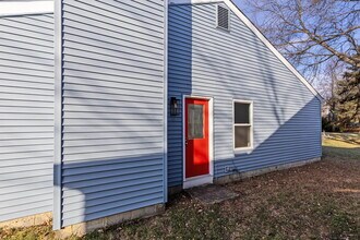 1800 Weather Stone Ln in Columbus, OH - Building Photo - Building Photo