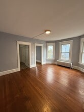 96-98-98 Sargeant St in Hartford, CT - Building Photo - Building Photo