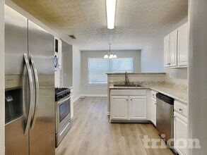 185 Labrea Blvd in Mcdonough, GA - Building Photo - Building Photo