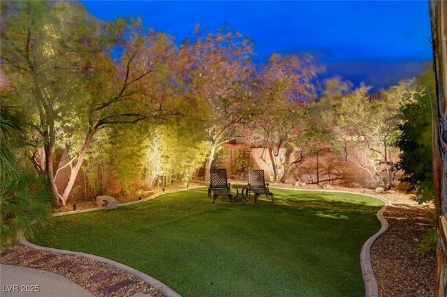 property at 9593 Los Cotos Ct