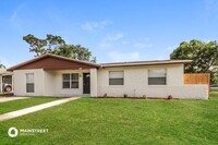 4326 Solomon Dr in Orlando, FL - Foto de edificio - Building Photo