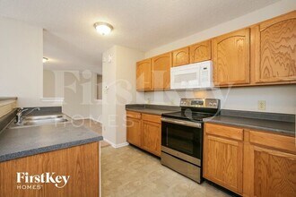 9021 Southernwood Way in Indianapolis, IN - Building Photo - Building Photo