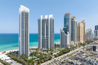 Trump Royale in Sunny Isles Beach, FL - Building Photo - Building Photo