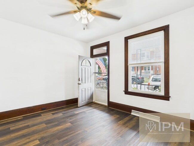 55 W Maple St in Dallastown, PA - Building Photo - Building Photo