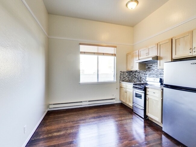 property at 2228 Union St